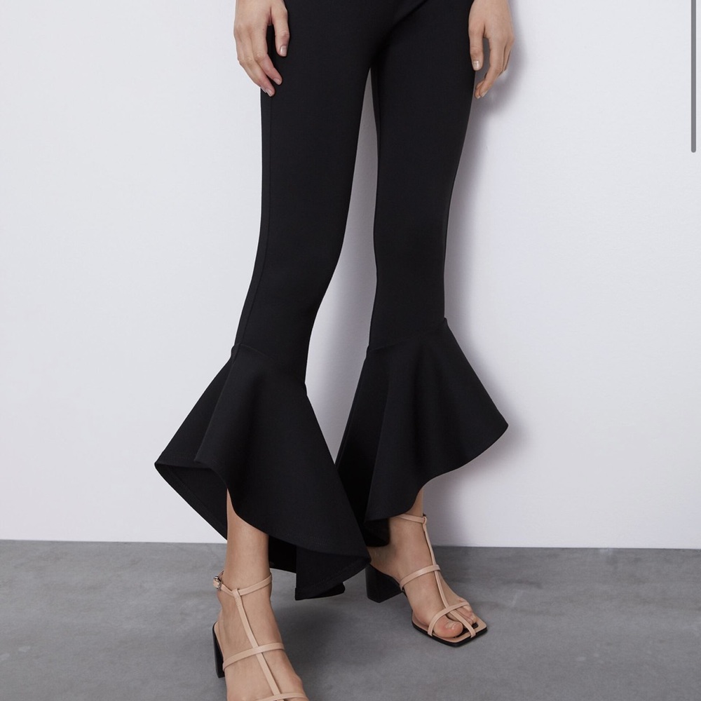 Zara Black Boot-Cut Flared Hem Pants